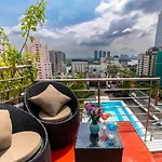 Roseland Sweet Hotel & Spa